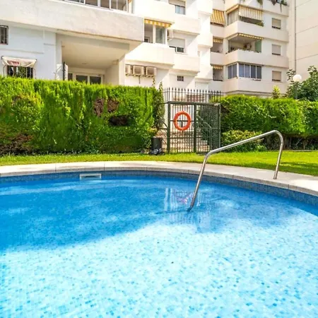 The Charming Oasis! 2 Bedrooms - By Hellodomik